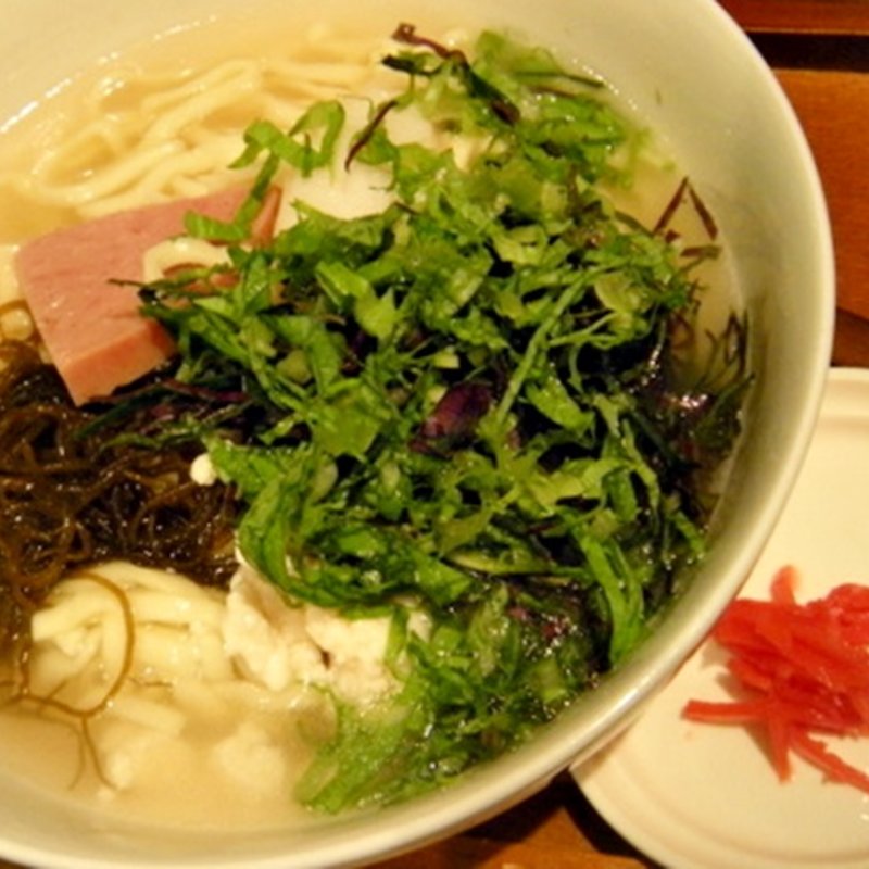 沖縄そば(沖縄倉庫)