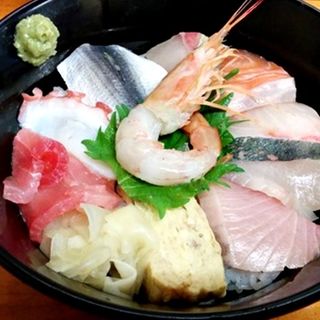 海鮮丼(快海 （カイカイ）)
