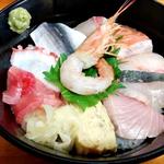海鮮丼(快海 （カイカイ）)