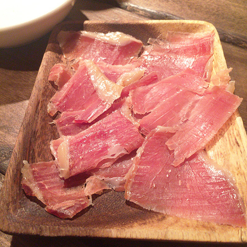 切り出し生ハム(バール・タッチョモ)