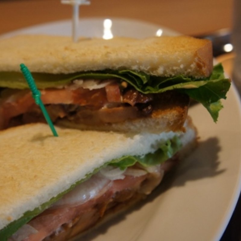 照り焼きチキンサンドイッチセット(ミヤビ カフェ 三宮店 )