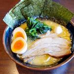 吟特ラーメン(横浜家系ラーメン 吟家 花見川店)