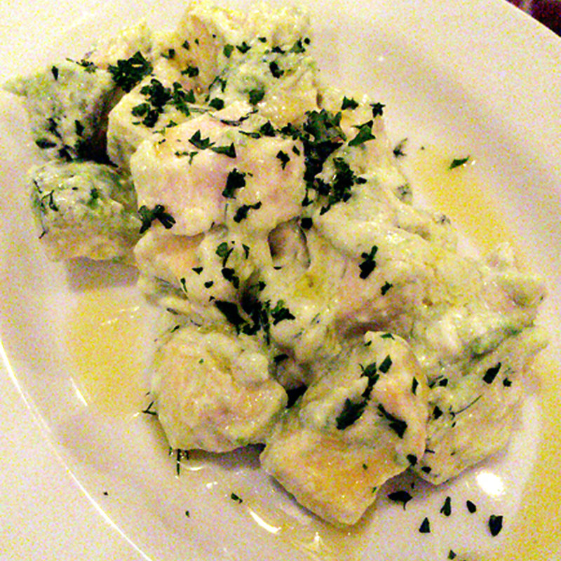 鶏むね肉とアボカドのディルヨーグルトマリネ(シフレ （sifflet）)