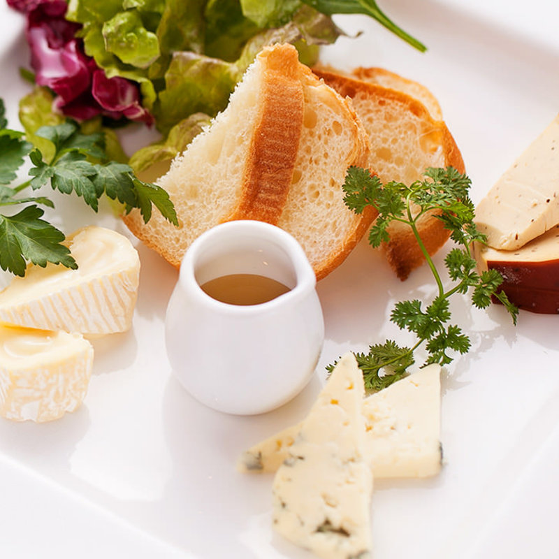 チーズ盛り合わせ(ヴィットリア )