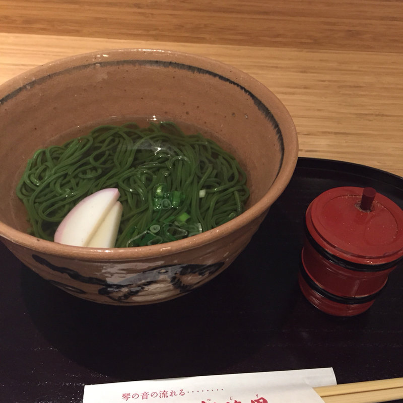 抹茶そば(茶寮都路里 大丸東京店 （さりょうつじり）)