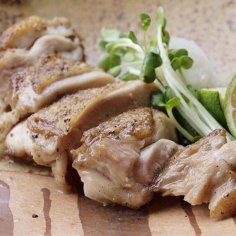 鶏モモ肉のグリル(炭火焼き 縁(えにし))