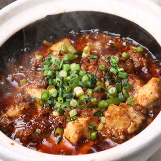 四川麻婆豆腐 土鍋仕立て(神楽坂 中華料理 縁香園)