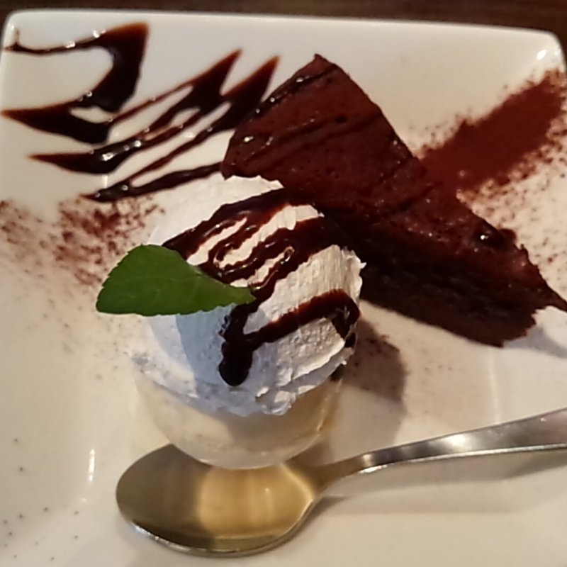 ガトーショコラ(Ａｊｉｋｕｒａ’ｓ　Ｄｉｎｉｎｇ)
