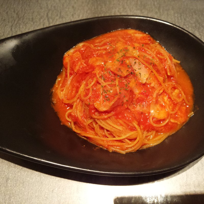 とろとろチーズのアマトリチャーナ(ビバパスタ )