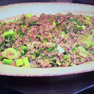 ネギまみれの肉キーマ　ニンニクの芽入りスペシャル(カレー&スパイス創作料理 ラヴィリンス)