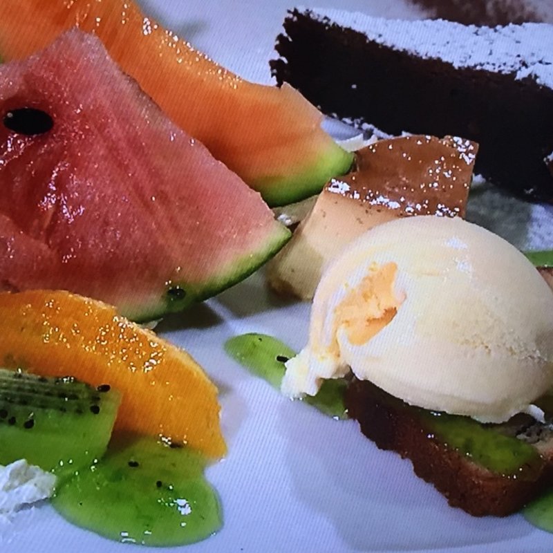 自家製本日のデザート盛り(洋食や キッチン・レジェ)