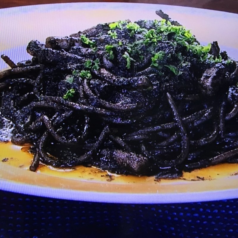 スパケッティ　いか墨ソース(ながぐつ亭 本店 （ながぐつてい）)