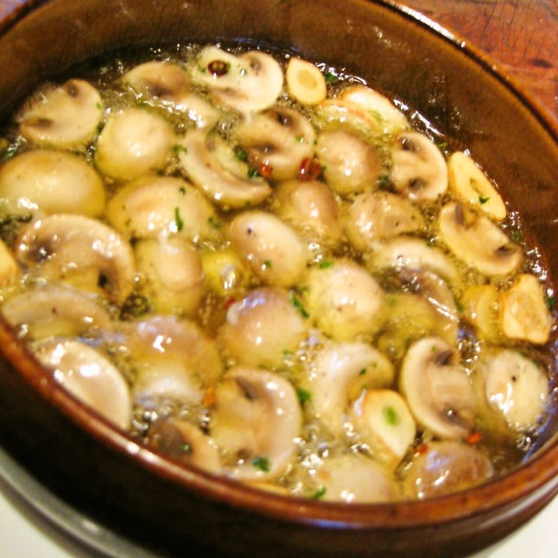 マッシュルームのアヒージョ(ポルチ （PORCHI）)