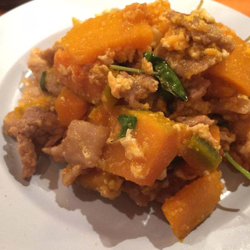 カボチャと卵と豚の甘辛炒め(パッポンキッチン)