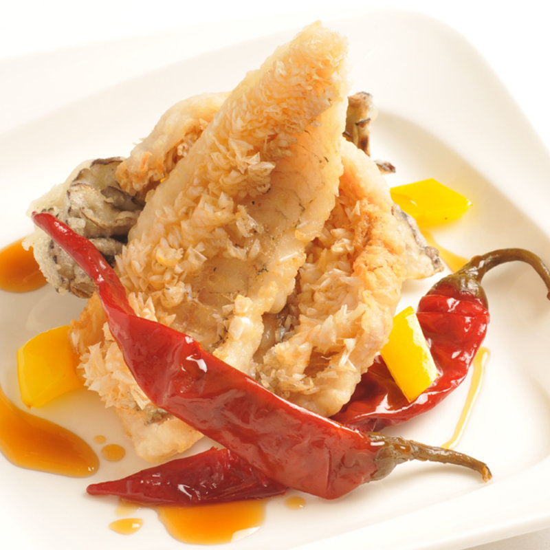 鮮魚の揚げ物 甘酢ソース仕立て(GRAND CHINA)