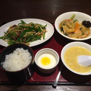 牛肉定食(青冥 阪急三番街店)