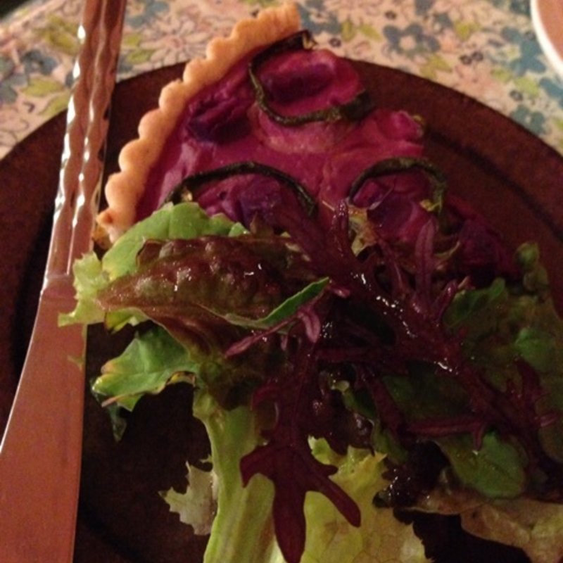 サツマイモのキッシュ(オーガニックキッチン＆ワインバー レコッコレ )