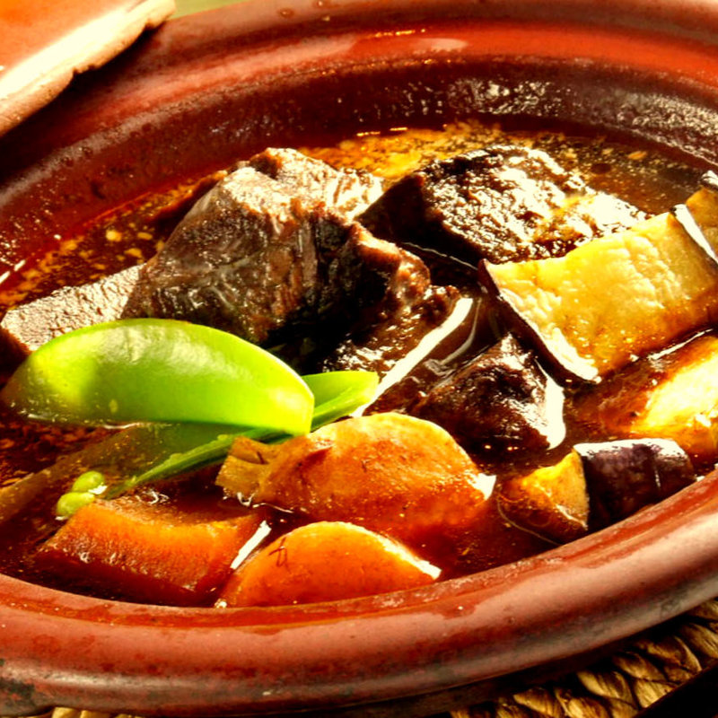 牛タンと野菜のワイン煮込み(gindachi)