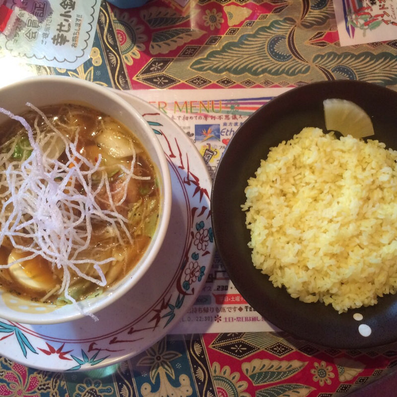 インドネシア風スープカレー ポーク角煮 覚醒70(マジックスパイス 東京下北沢店)