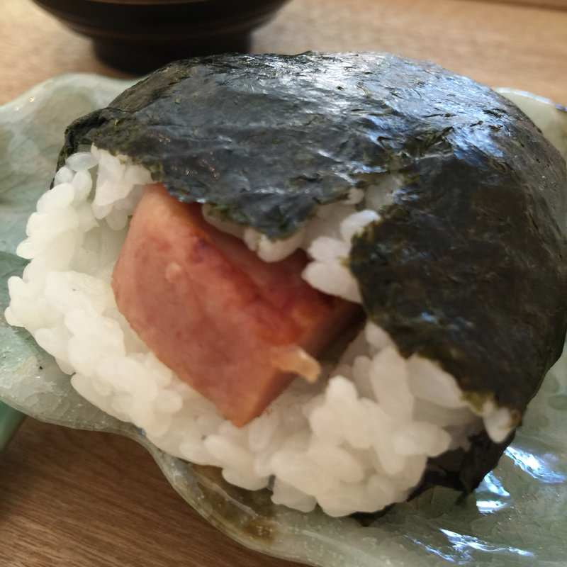 スパムおにぎり(精米所カフェ藤原米穀店 )