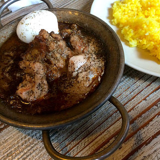 チキンカレー（トマト）(ヨゴロウ （YOGORO）)