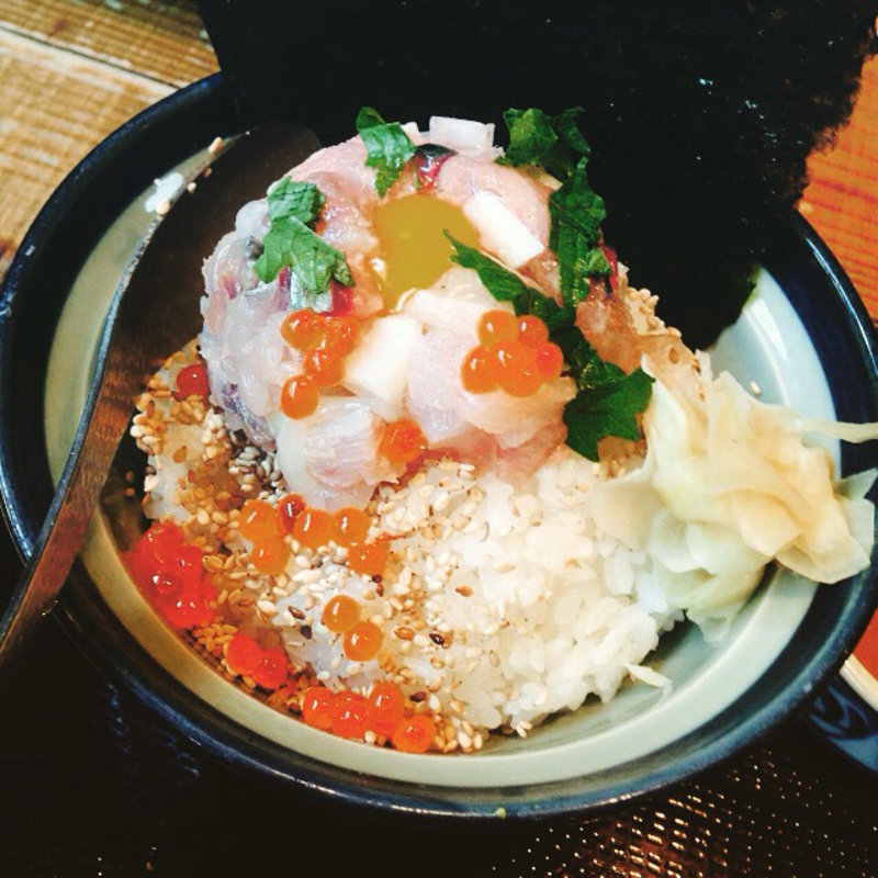 よんぱち海鮮丼(四十八漁場 五反田店)