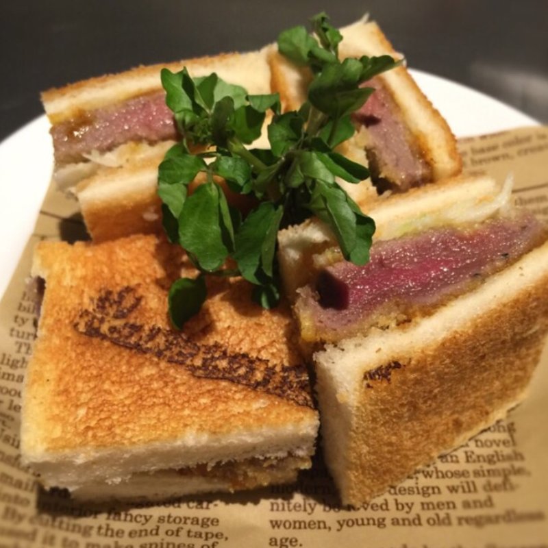 国産牛フィレカツサンド(ケラケラ ケイヴ)