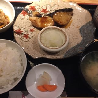 お魚定食(和味 りん 新宿本店)