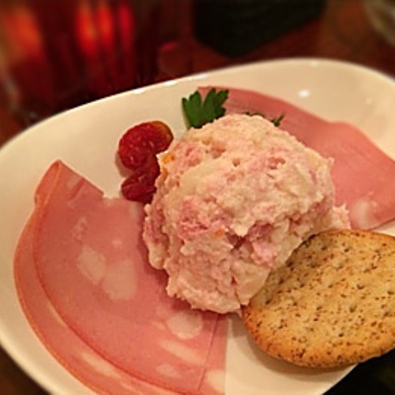 イベリコミートのポテサラ(シャンパン&ワインスタンド　キャトル （QUATRE）)