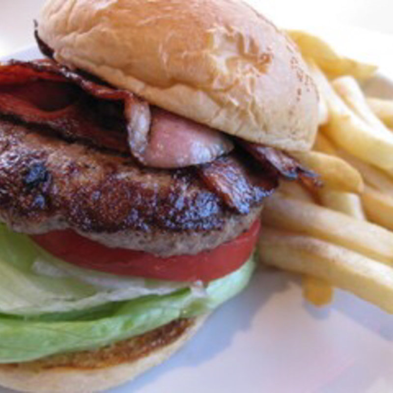 ベーコンチーズバーガー(ティービーシーダイナー TBCDINER ラゾーナ川崎店)