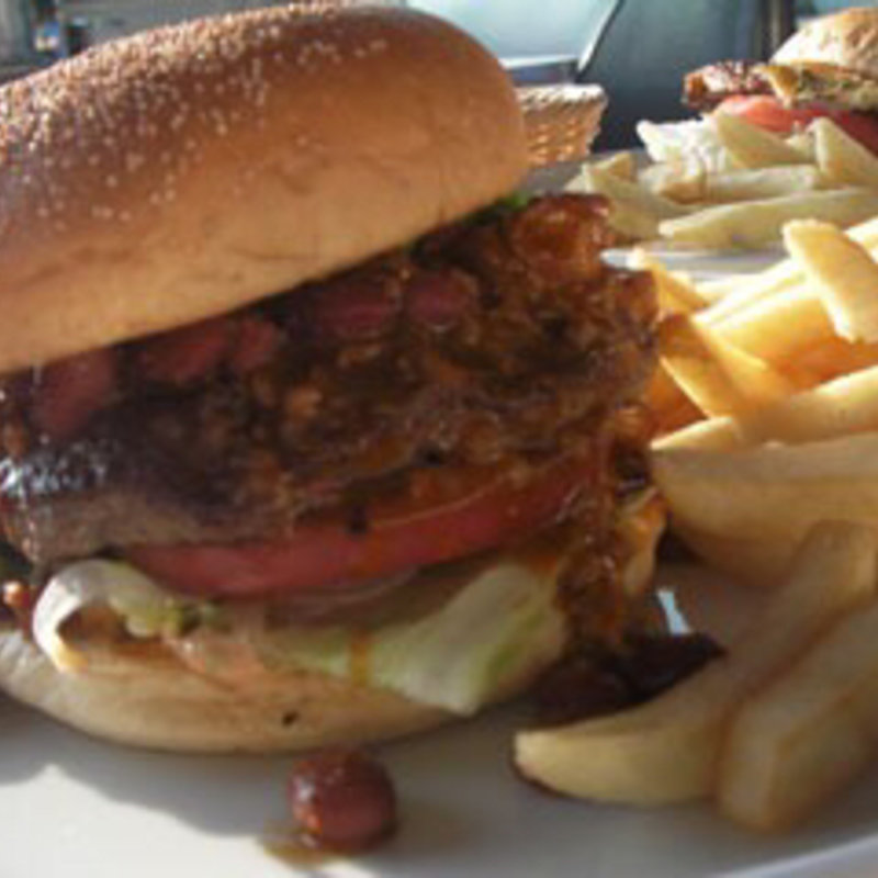 チリチーズバーガー(ティービーシーダイナー TBCDINER ラゾーナ川崎店)