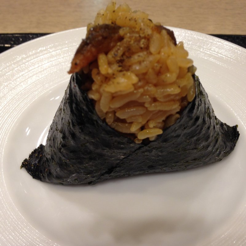 うなぎのおにぎり(おむすび 百千 エキュート品川店)