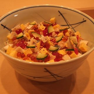 海鮮どんぶり(銀座いさみ寿し鈴本)