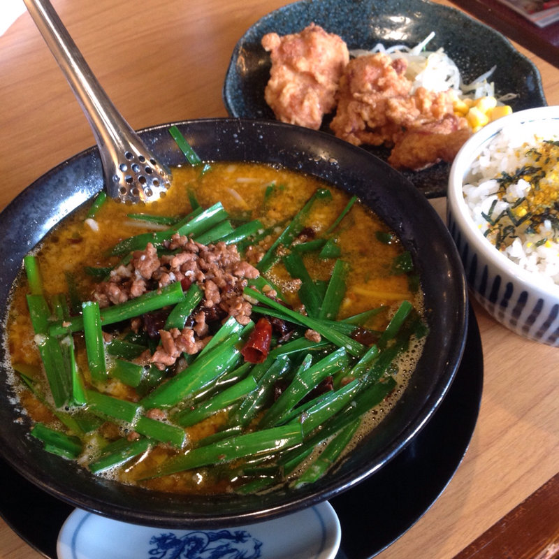唐揚げ、台湾ラーメンランチ(一刻魁堂 尾張旭店)