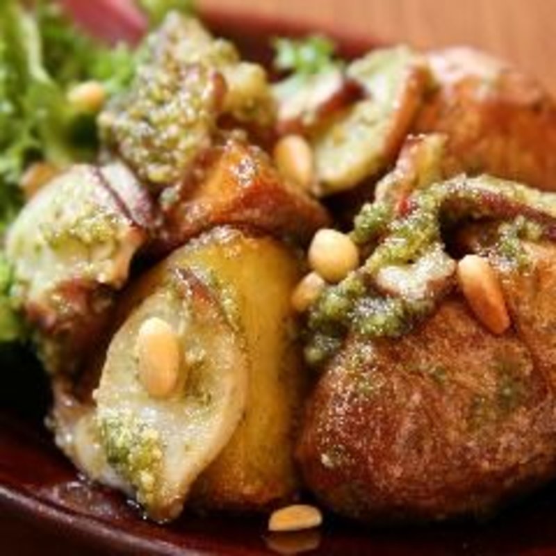 タコのジェノベーゼ(イタリアンバル アクア )