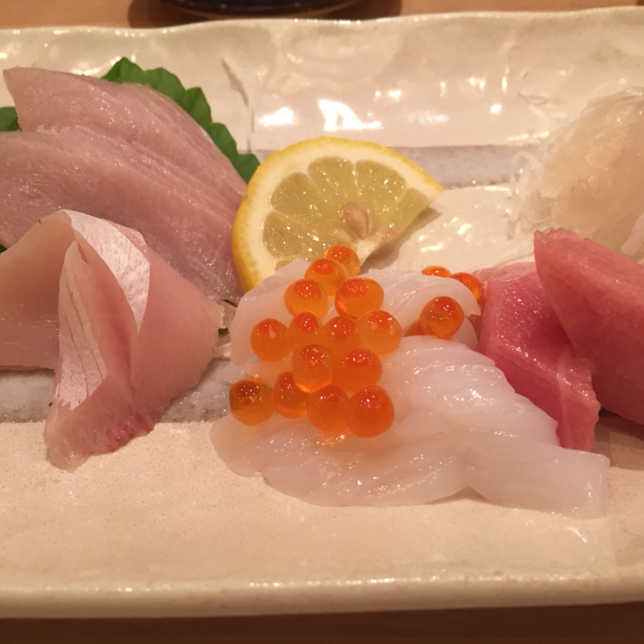 お刺身盛り合わせ(回転寿司 ぼて 夙川店 )の口コミ一覧 | おいしい!が増えるグルメアプリ「SARAH」