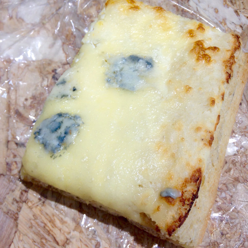 Foccacia Q formaggio(オー バカナル 東山 （AUX BACCHANALES）)