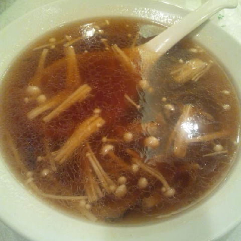 三種具入りフカヒレスープ(四川料理 王居 狛江店)