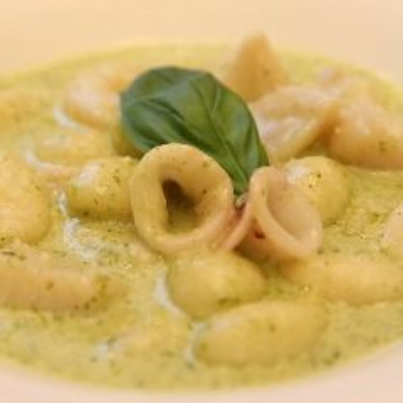 シーフードジェノベーゼ 自家製ニョッキ(イタリアンバル アクア )