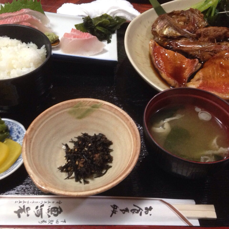魚の煮付け定食(魚河岸)