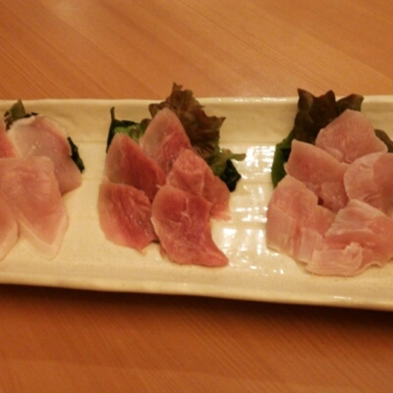 鶏刺身3点盛(軍鶏一 四ッ谷店)