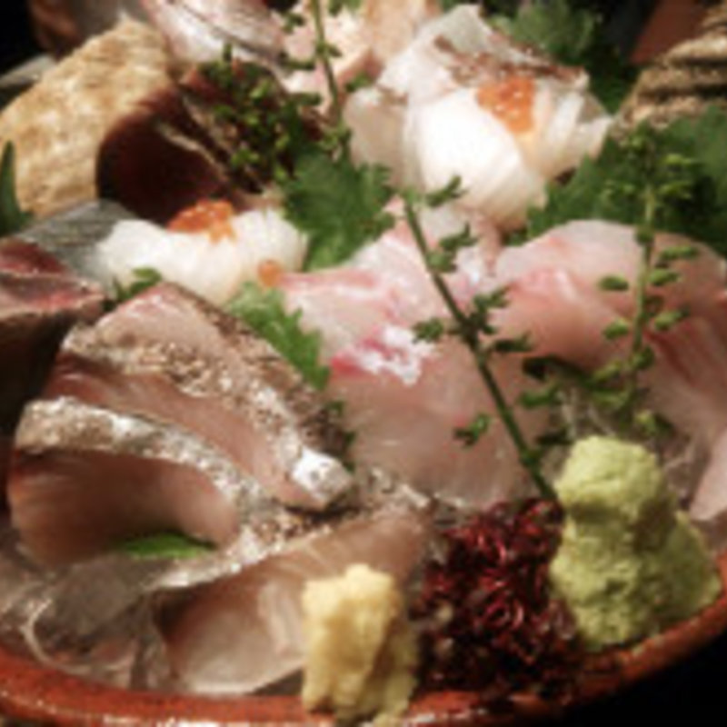 お刺身盛り合わせ(魚や六蔵 六本木ヒルズ店)