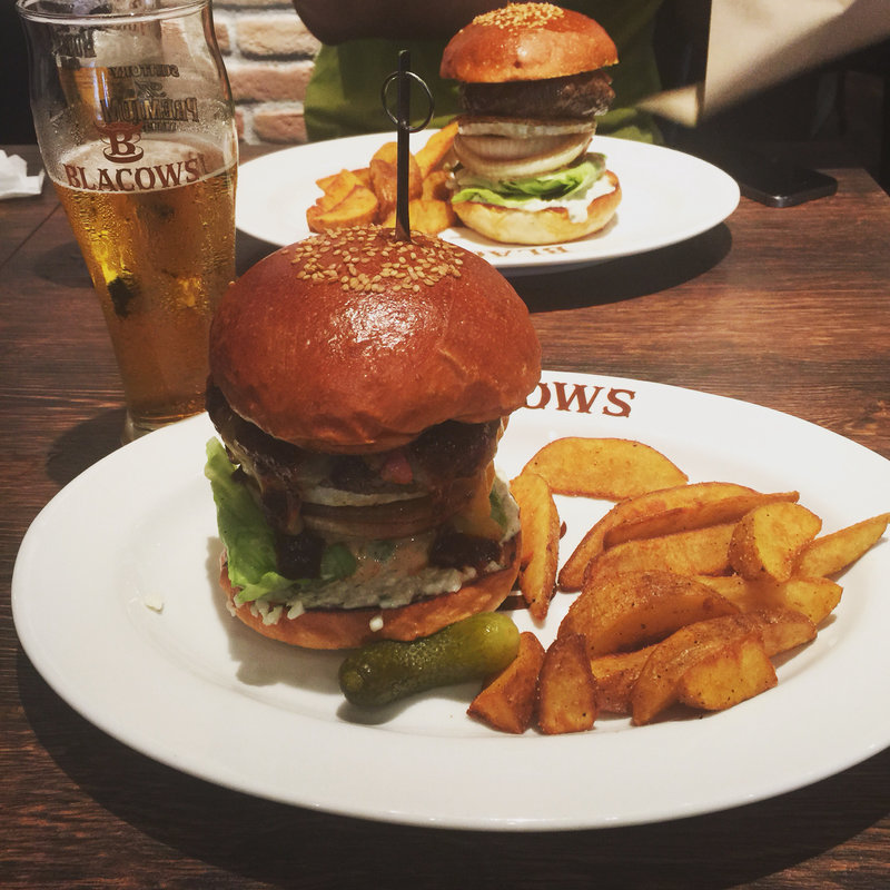 ハンバーガー(BROCOWS)