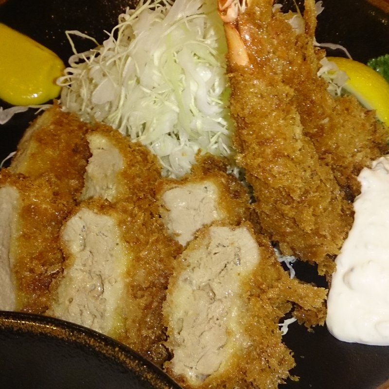 海老ヒレカツ定食(とんかつ稲 仲町台店)