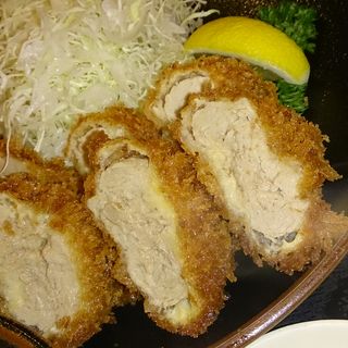 ロースカツ定食(とんかつ稲 仲町台店)