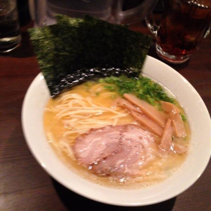 もぐらの鶏白湯ラーメン
