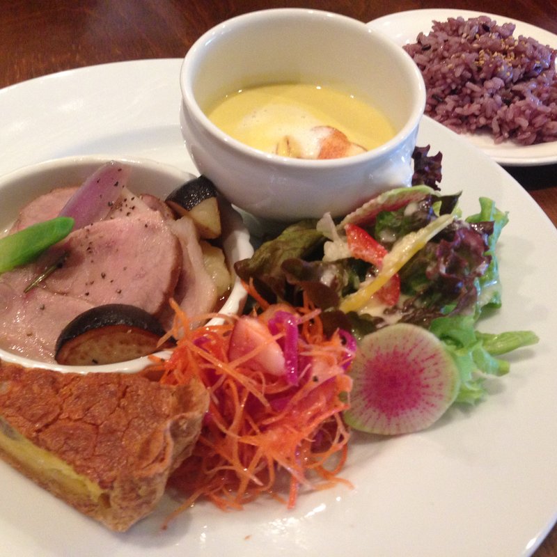 ランチB〜アターブルごはん〜(A TABLE ! （ア ターブル）)