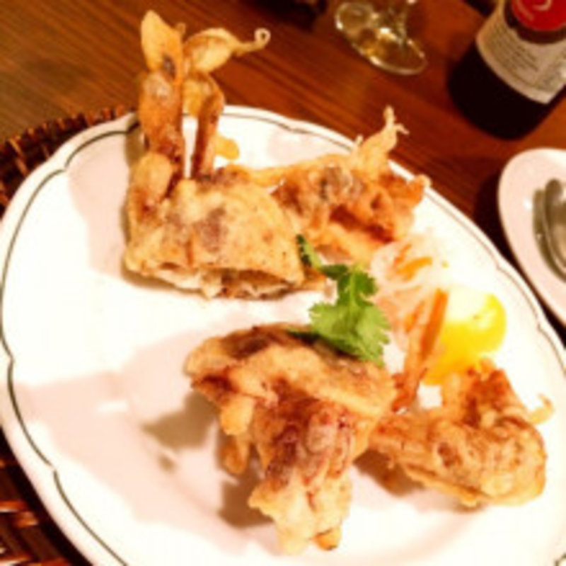 ソフトシェルクラブの唐揚げ(ヴェトナムアリス新宿店)