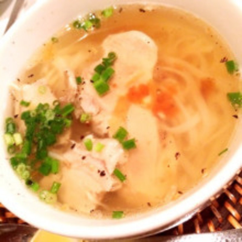 鶏肉のフォー(ヴェトナムアリス新宿店)