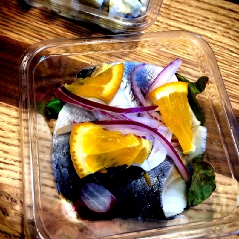 ニシンのマリネ(カフェ&ベーカリー GGCo.)